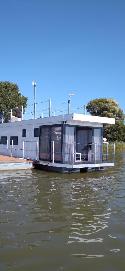 Houseboat Arka 1 - Domki Na Wodzie, Rower Wodny, Wifi, Parking เมียลโน ภายนอก รูปภาพ