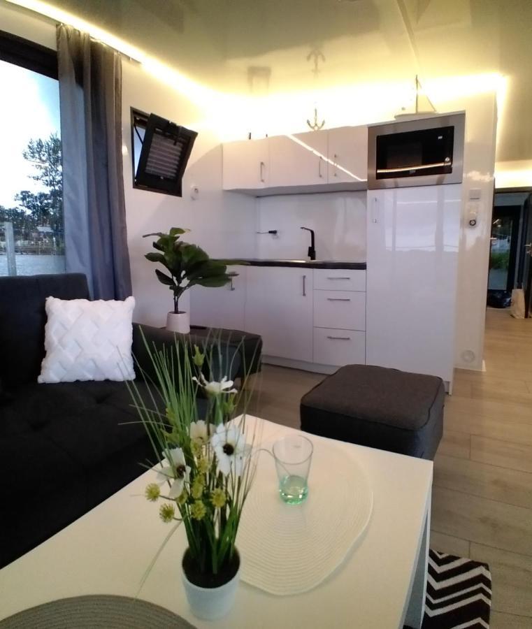 Arka 1 Dom Na Wodzie, Parking, Wifi, Rower Wodny Apartment เมียลโน ภายนอก รูปภาพ